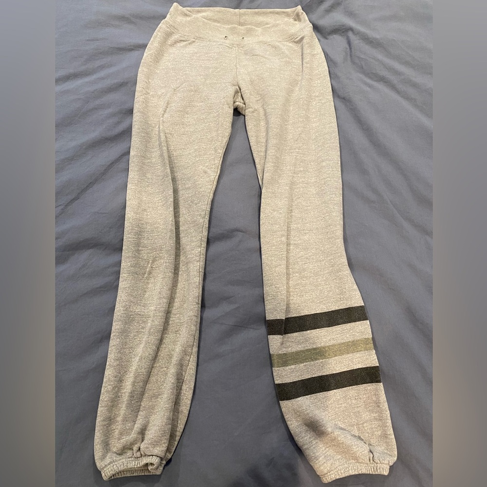 Sundry grey sweatpants with stripes